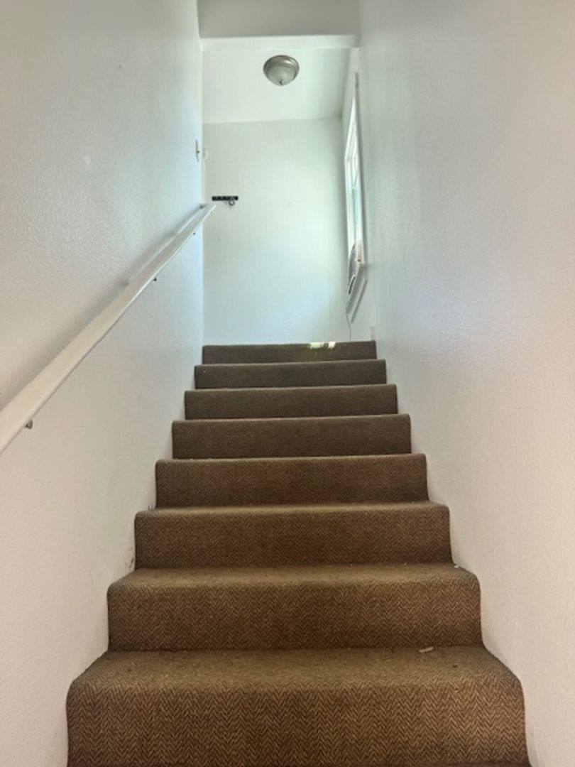 Apartment for rent at 704 Indiana St, Ashland, OR 97520