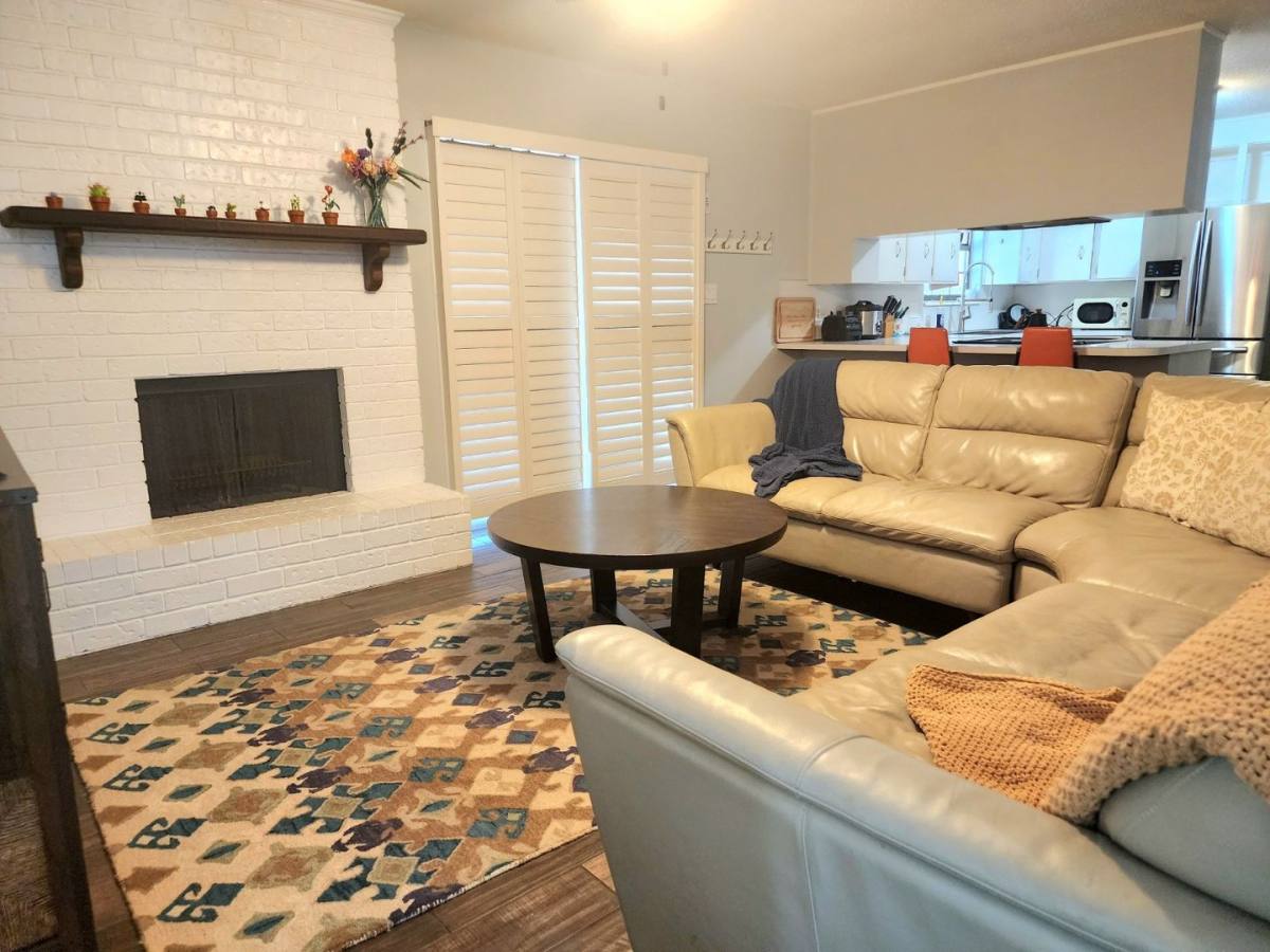 House for rent at 7895 Bay Meadows Dr, Pensacola, FL 32507