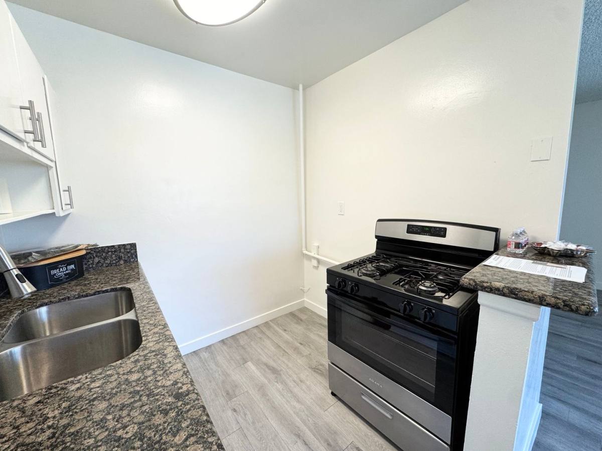 Apartment for rent at 1010 & 1016 S Lemon St, Anaheim, CA 92805