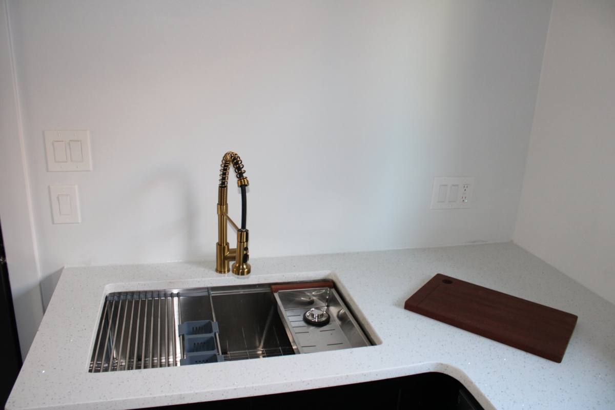 Apartment for rent at 2506 W Euclid #2506, Detroit, MI 48206