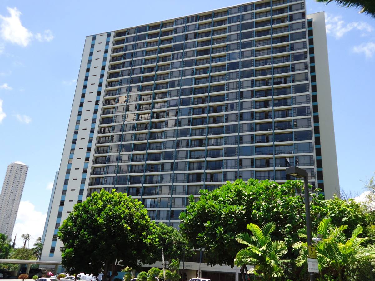 Apartment for rent at 98-402 Koauka Lp, Aiea, HI 96701