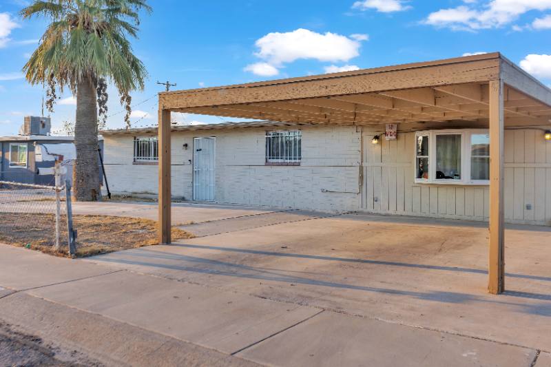 Townhouse for rent at 1908 E Lynne Lane #B, Phoenix, AZ 85042