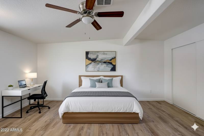Townhouse for rent at 1908 E Lynne Lane #B, Phoenix, AZ 85042