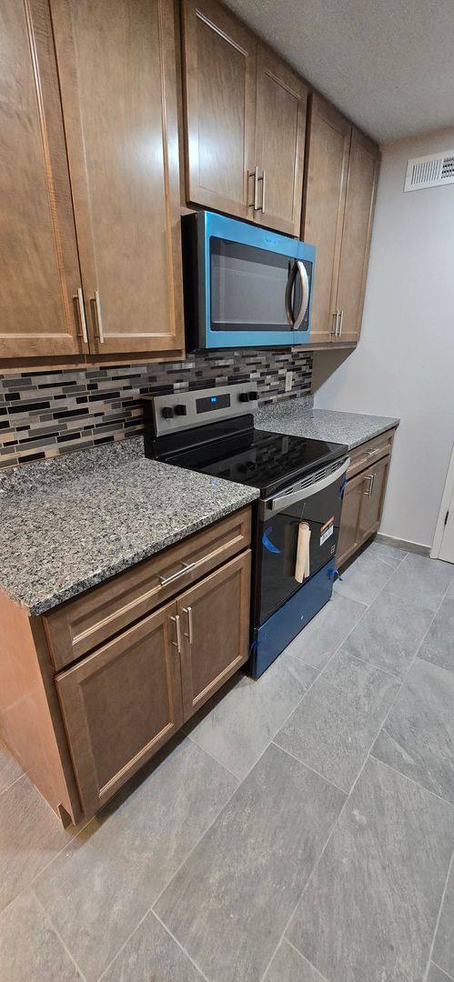 Condo for rent at 9882 Greenery Court E, Saint Louis, MO 63132