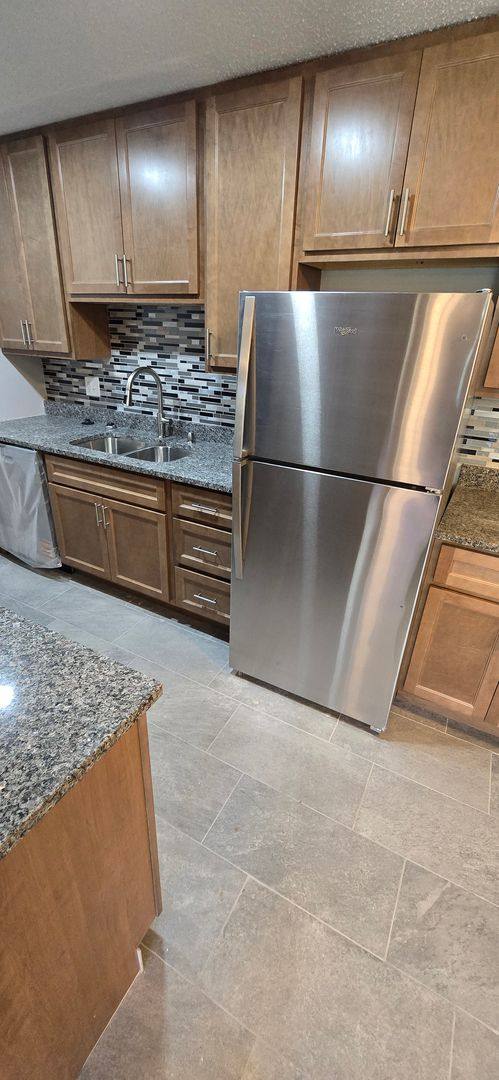 Condo for rent at 9882 Greenery Court E, Saint Louis, MO 63132