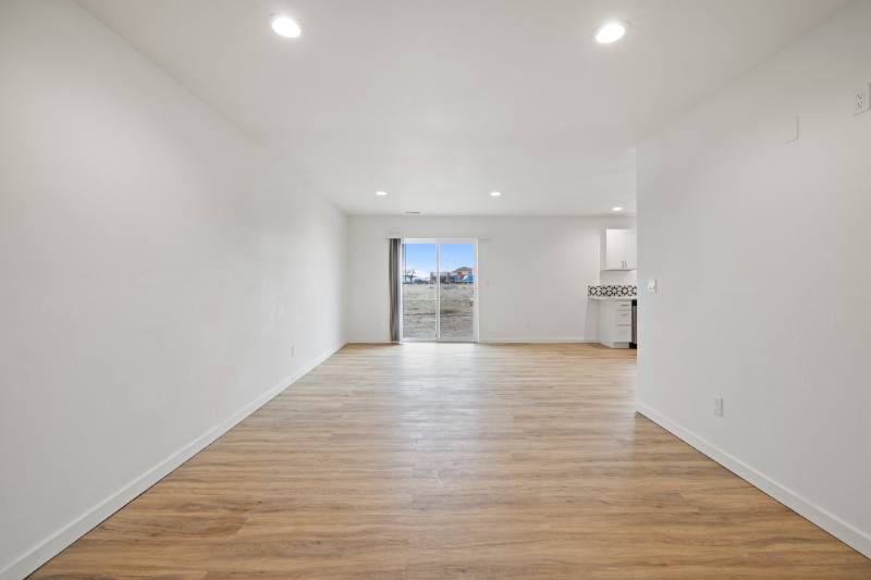 Townhouse for rent at 2637 W Marina Dr, Moses Lake, WA 98837