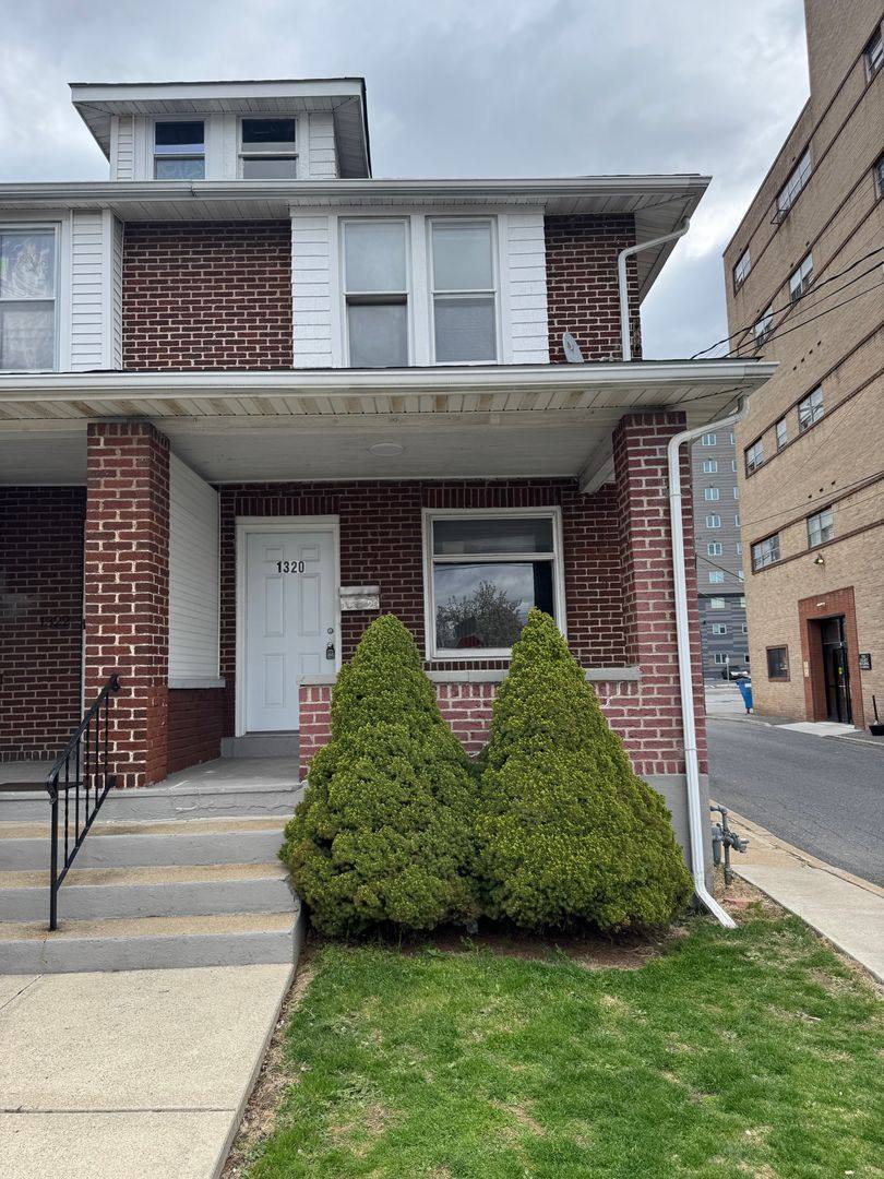 Apartment for rent at 1320-1322 Chelsea Ave, Bethlehem, PA 18018