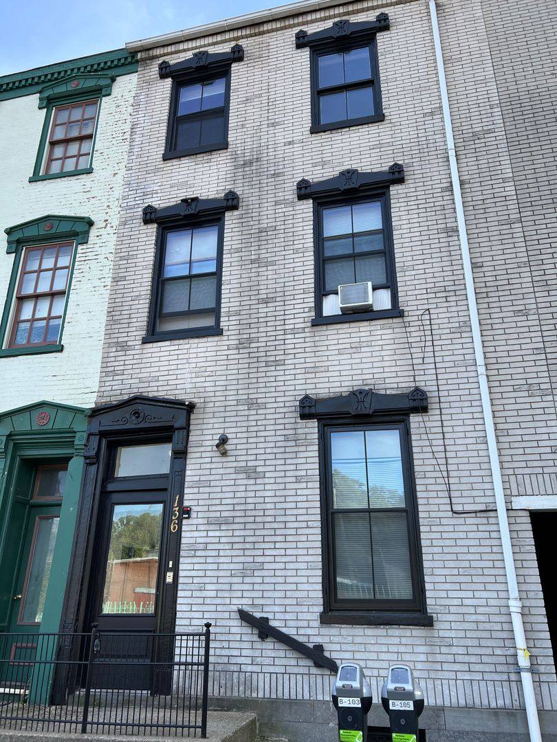 Apartment for rent at 136 E Bushkill, Easton, PA 18042