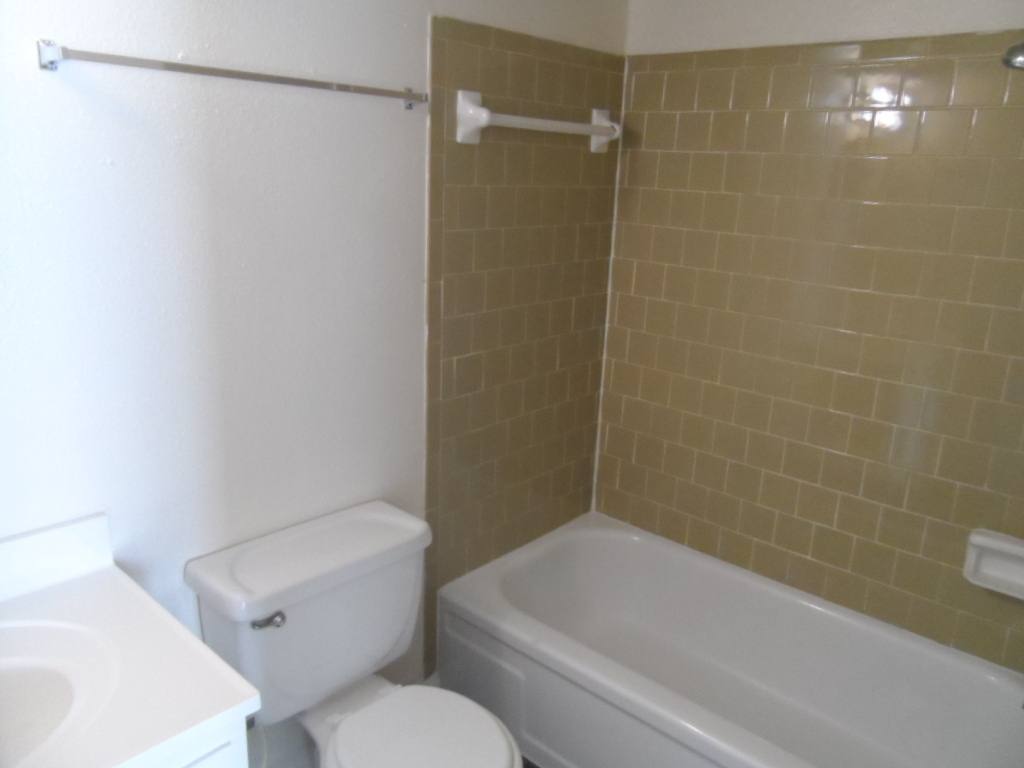 Apartment for rent at 2504 N Hudson, Oklahoma City, OK 73103