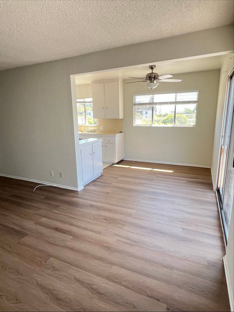 Apartment for rent at 7832 W Manchester Ave, Playa Del Rey, CA 90293
