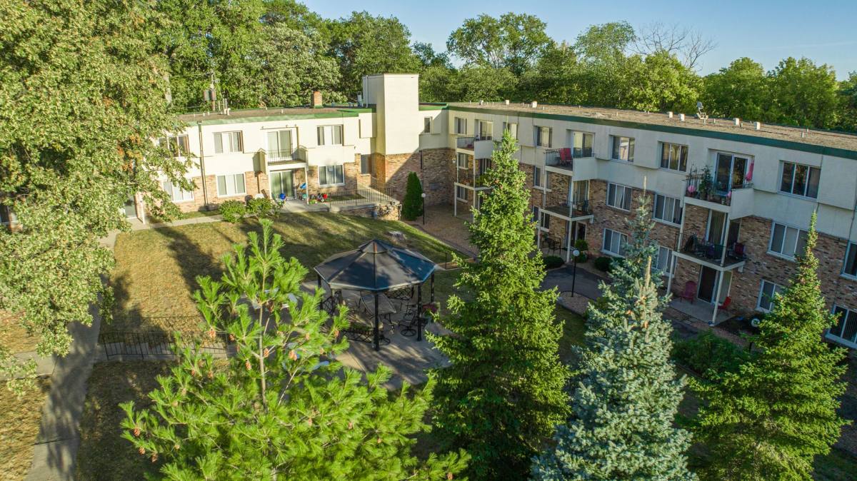 Apartment for rent at 1955 Old Shakopee Rd, Minneapolis, MN 55431