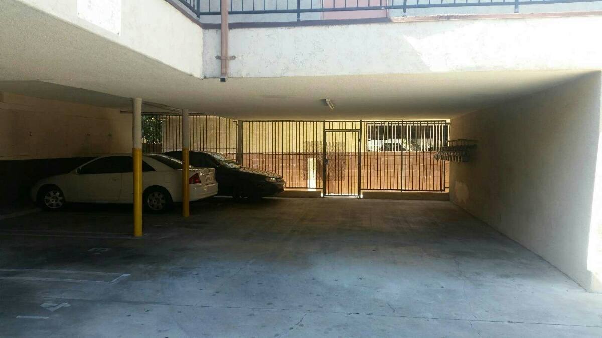 Apartment for rent at 12919 Cordary Ave, Hawthorne, CA 90250