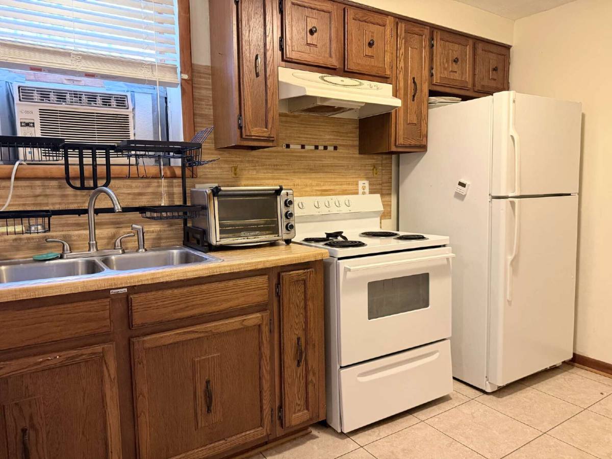 Apartment for rent at 989 Mine Gap Rd, Zirconia, NC 28790