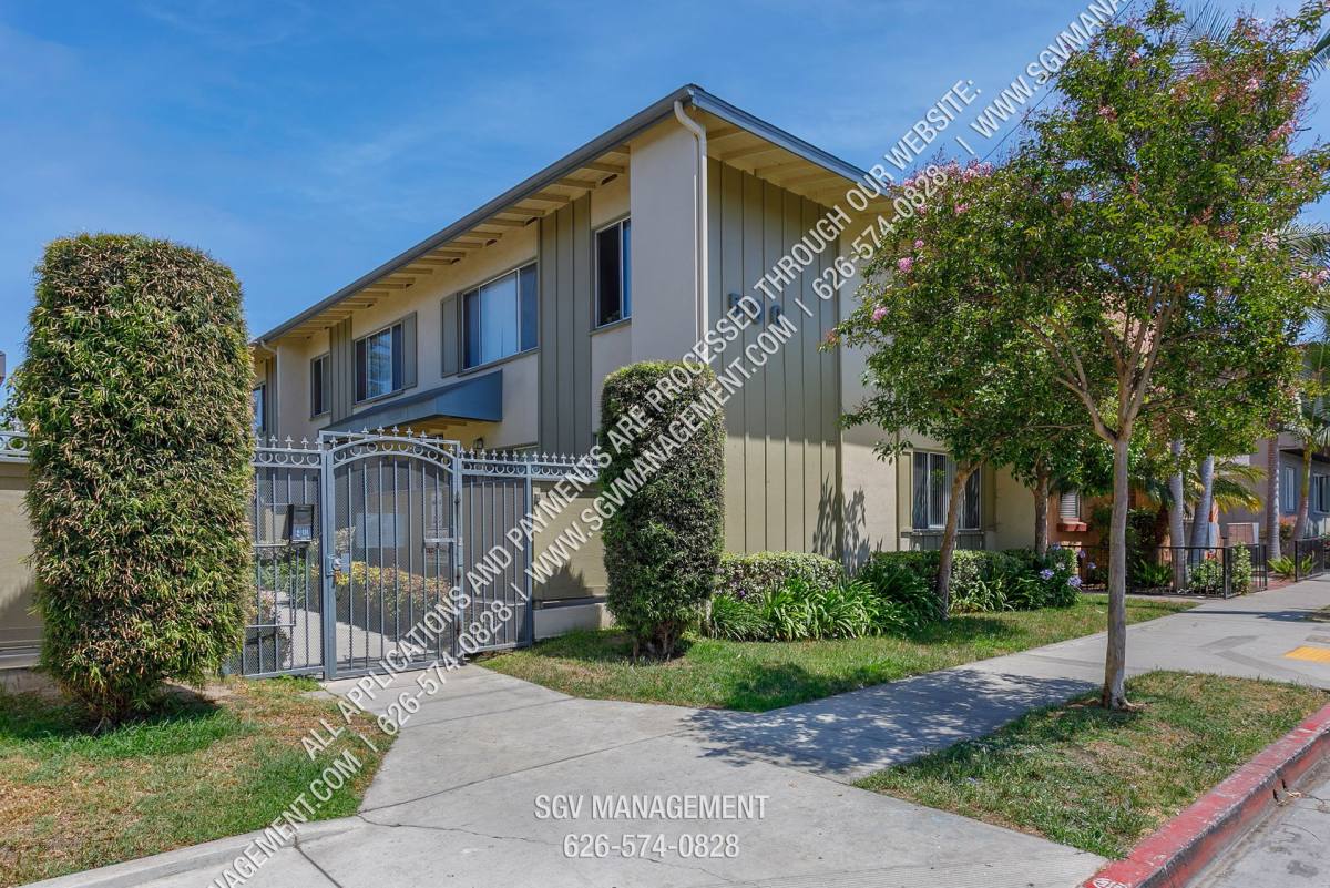 Apartment for rent at 500-502 Orange Ave, Long Beach, CA 90802