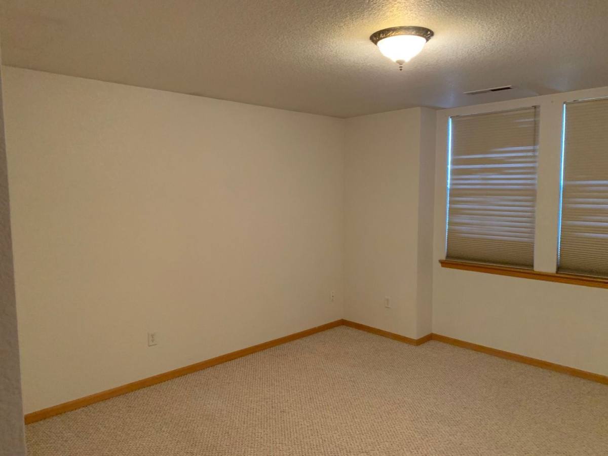 Townhouse for rent at 991 Winona Circle, Loveland, CO 80537