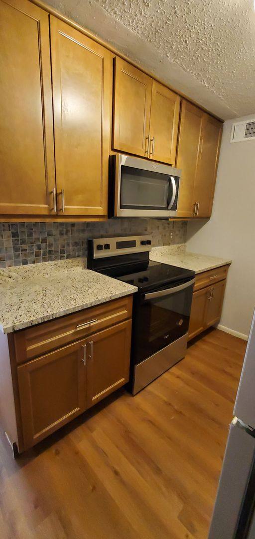 Condo for rent at 9814 Greenery Court E, Saint Louis, MO 63132