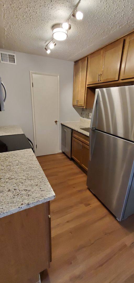 Condo for rent at 9814 Greenery Court E, Saint Louis, MO 63132