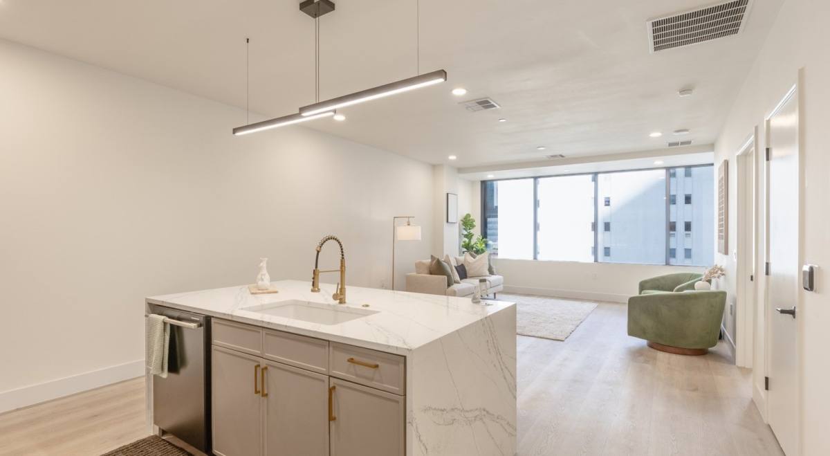 Apartment for rent at 411 N Akard St #639, Dallas, TX 75201