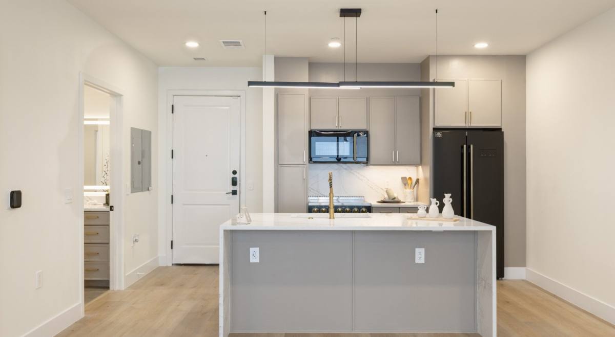Apartment for rent at 411 N Akard St #639, Dallas, TX 75201