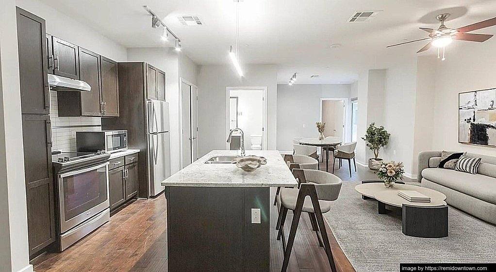 Apartment for rent at 411 N Akard St #639, Dallas, TX 75201