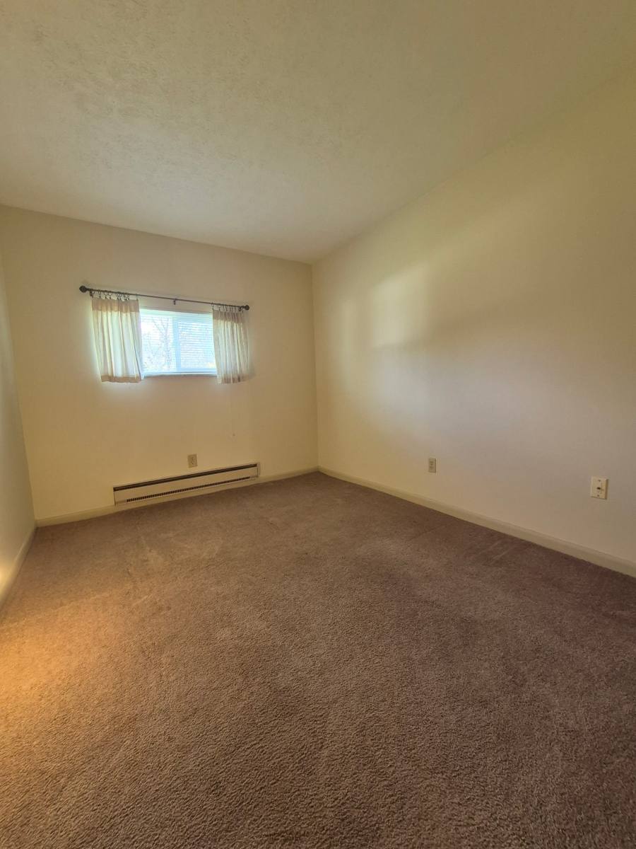 Apartment for rent at 81 W N St E, Lithopolis, OH 43136