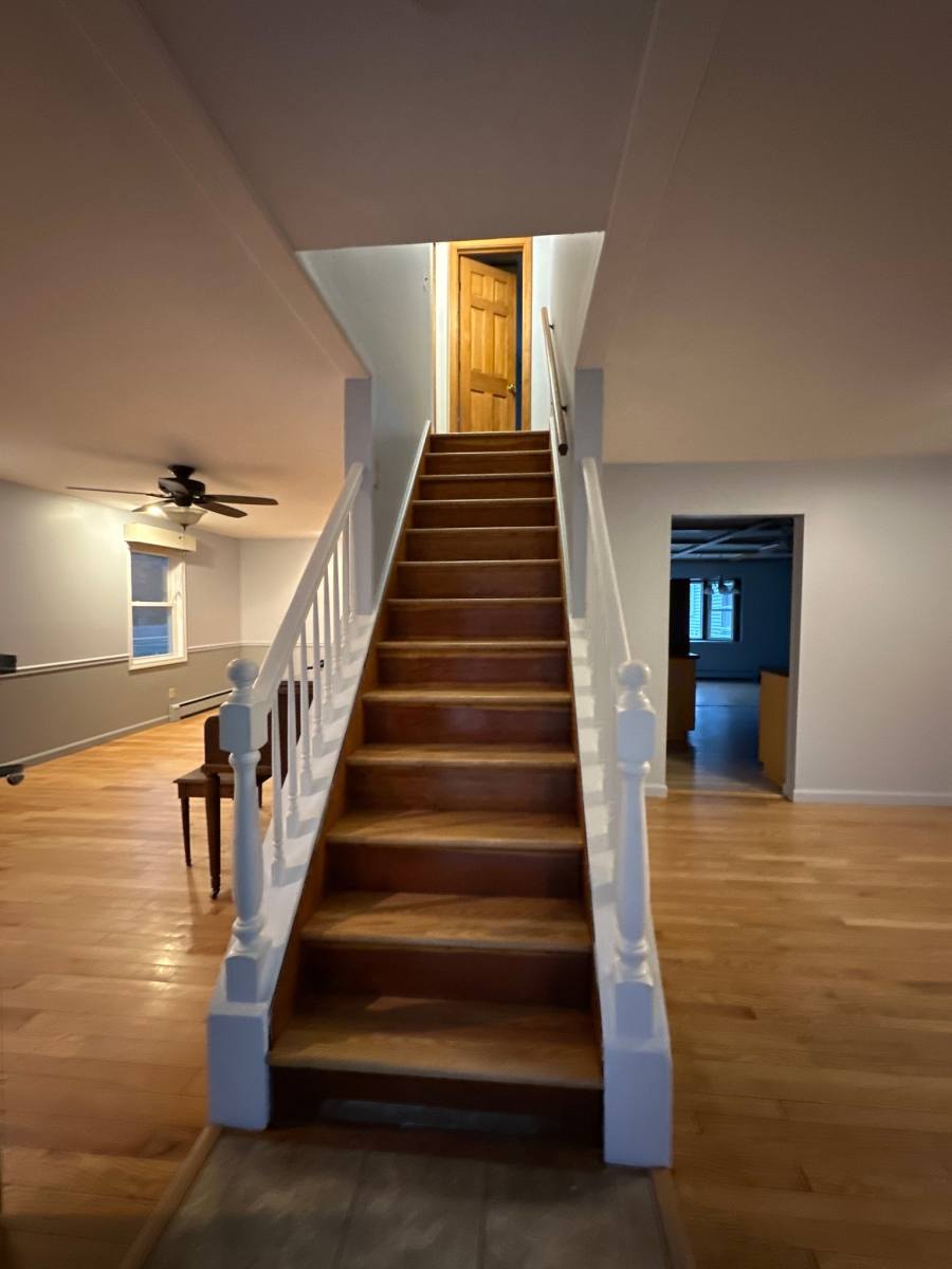 Apartment for rent at 6 Oakwood Lane, Essex Junction, VT 05452