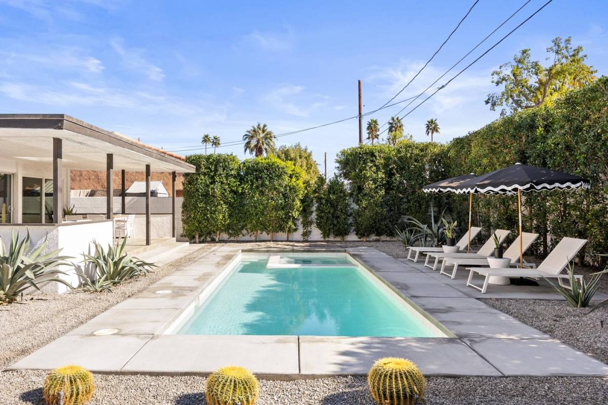 House for rent at 73125 Guadalupe Ave, Palm Desert, CA 92260