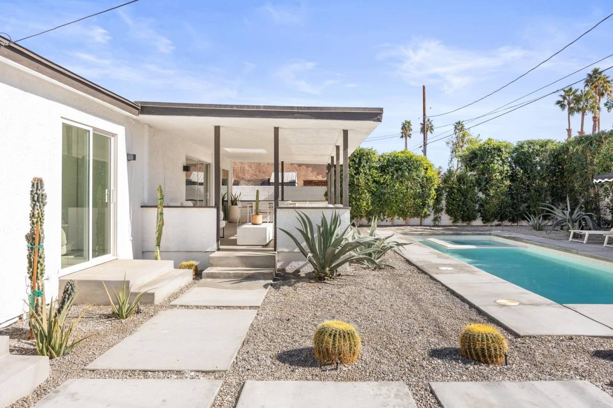 House for rent at 73125 Guadalupe Ave, Palm Desert, CA 92260