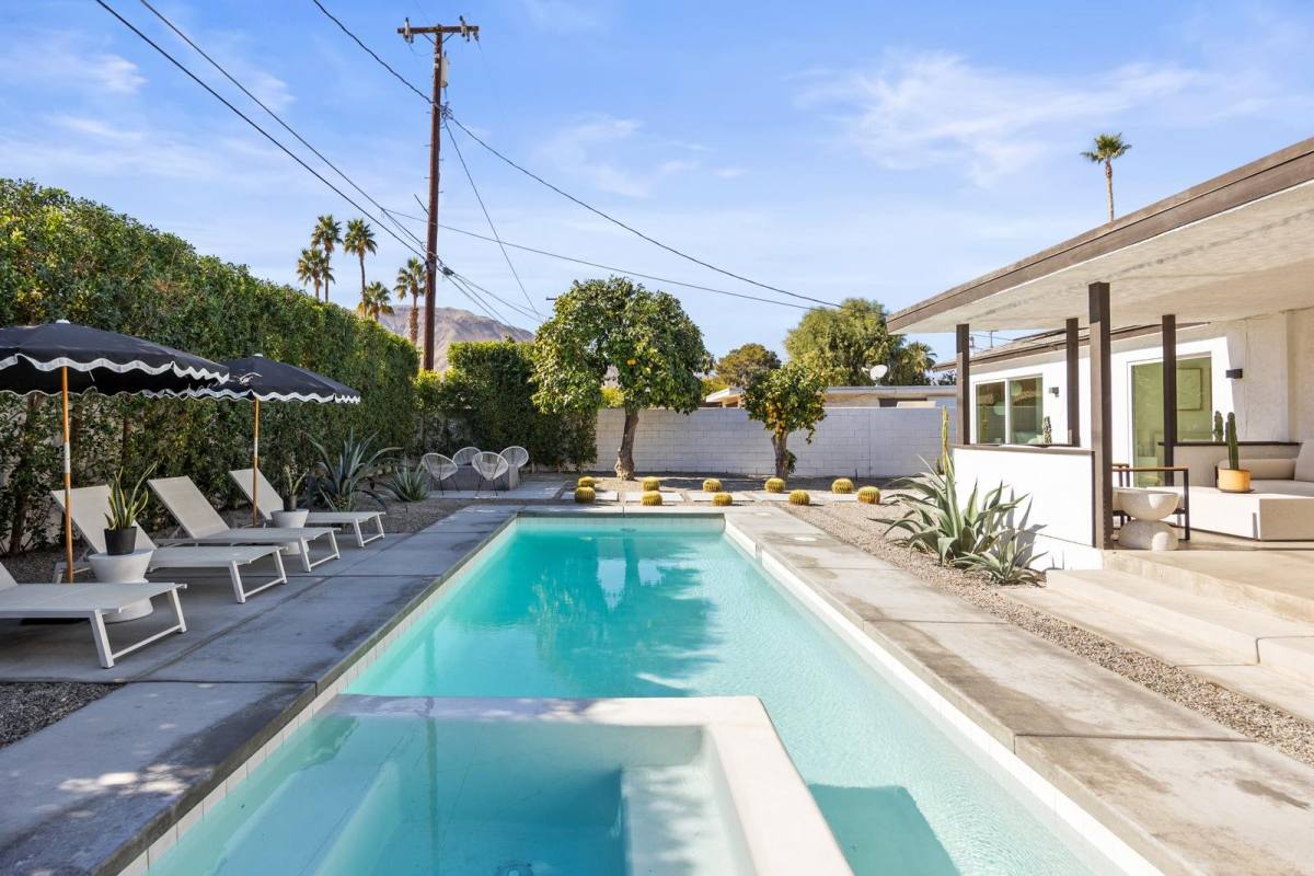 House for rent at 73125 Guadalupe Ave, Palm Desert, CA 92260