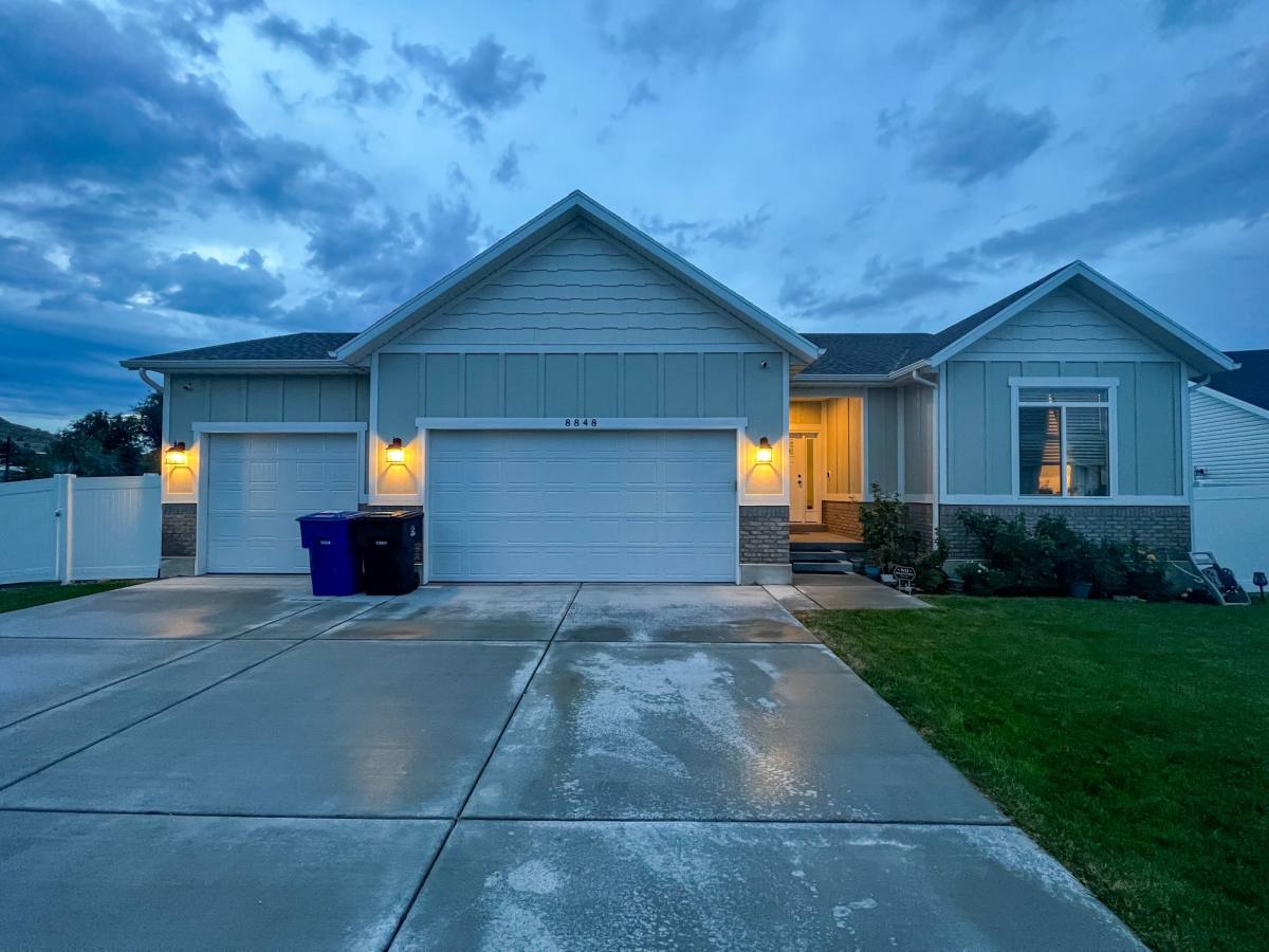 Apartment for rent at 8848 W Daisy View Lane, Magna, UT 84044