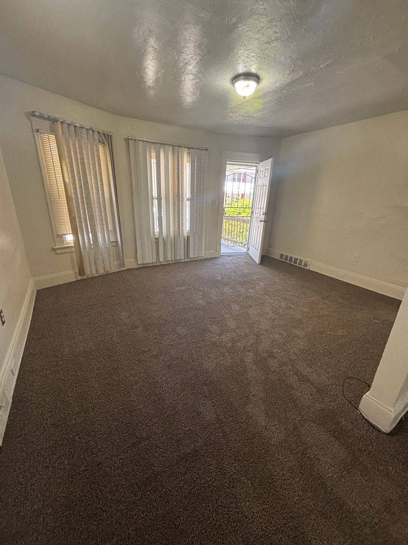 House for rent at 935 E 131st St, Cleveland, OH 44108