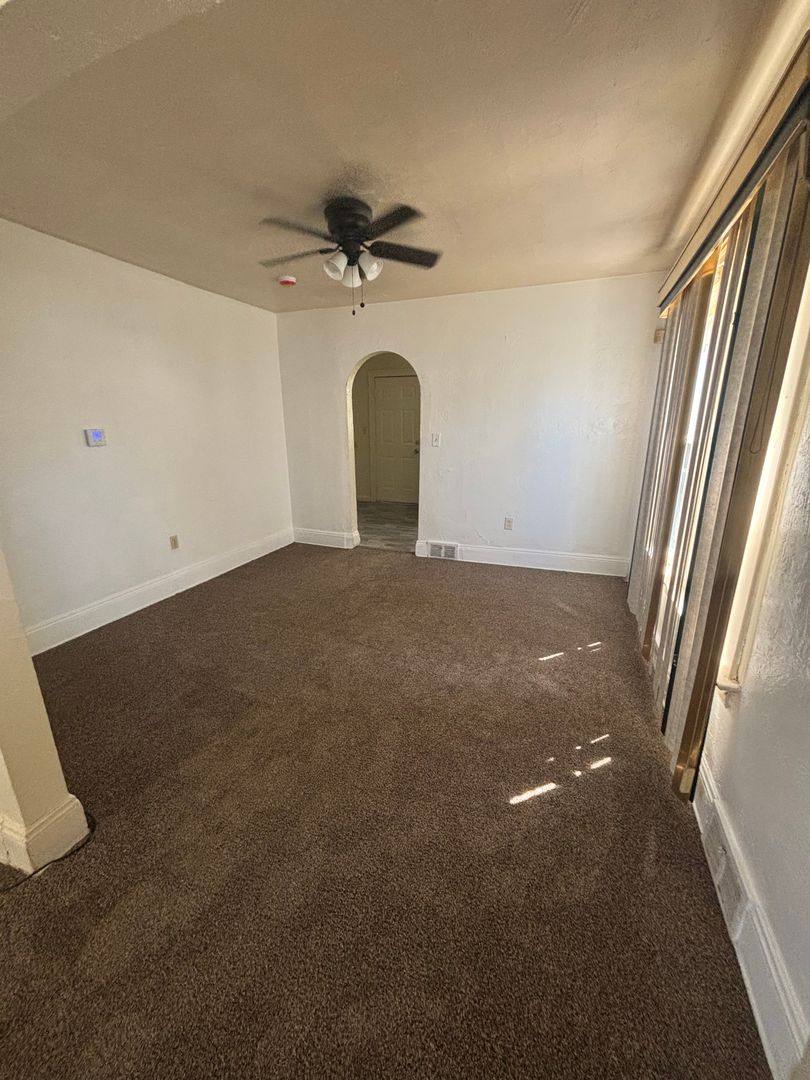 House for rent at 935 E 131st St, Cleveland, OH 44108