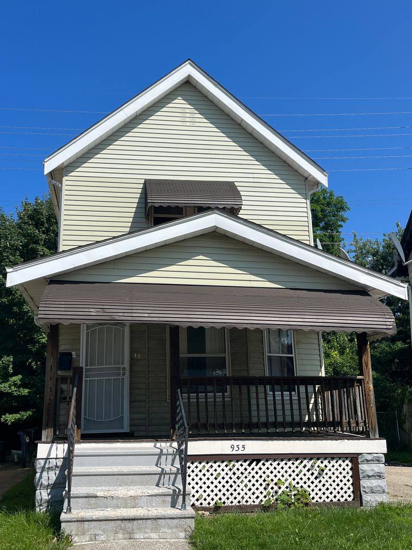 House for rent at 935 E 131st St, Cleveland, OH 44108