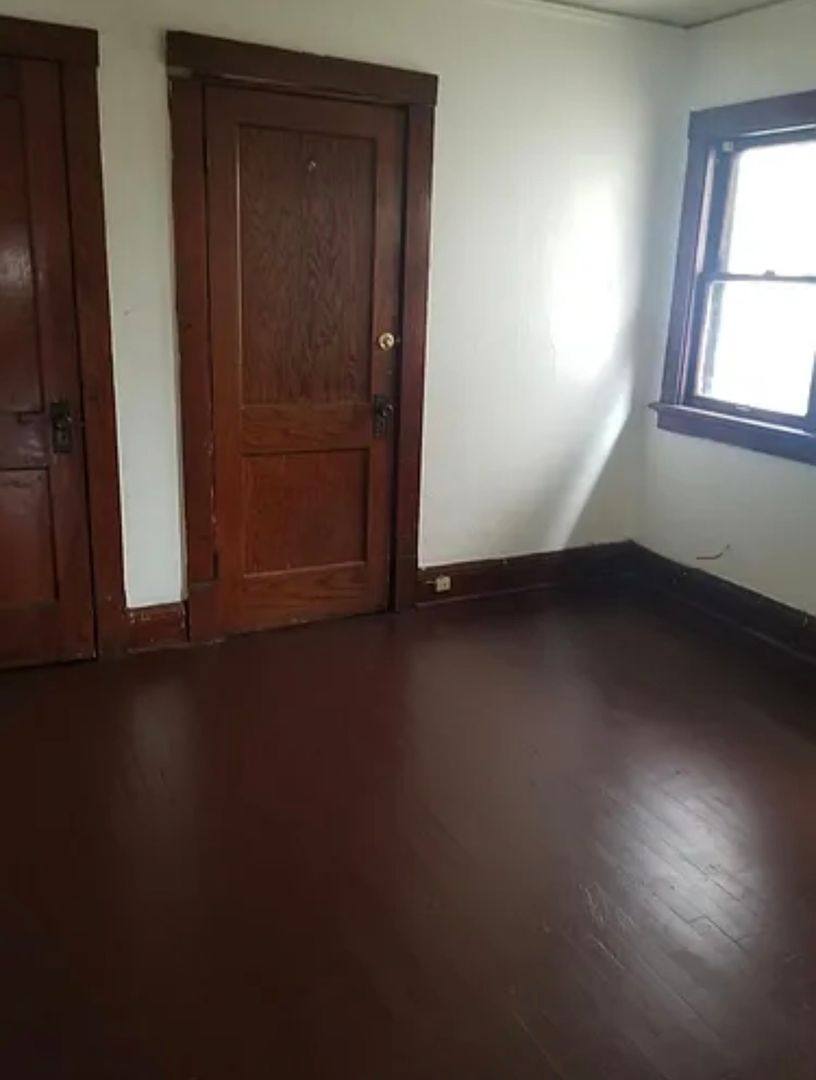 Townhouse for rent at 3747-49 N 16th St, Milwaukee, WI 53206