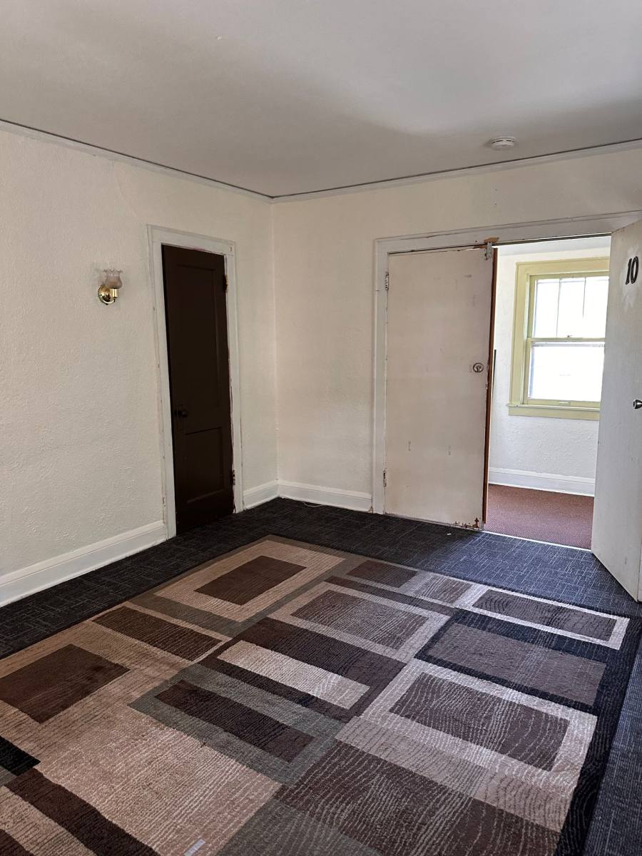 Apartment for rent at 416 11th Ave SE, Minneapolis, MN 55414