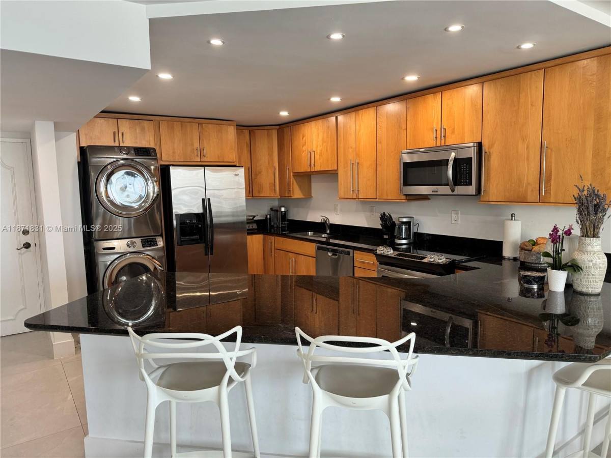 Condo for rent at 1865 Brickell Ave #A1411, Miami, FL 33129