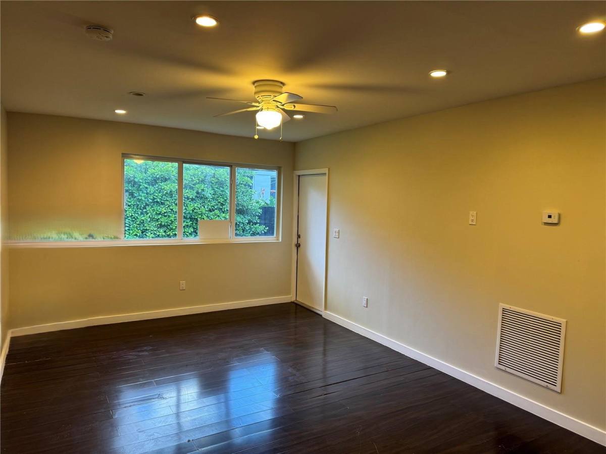House for rent at 1339 Flamingo Way, Miami Beach, FL 33139