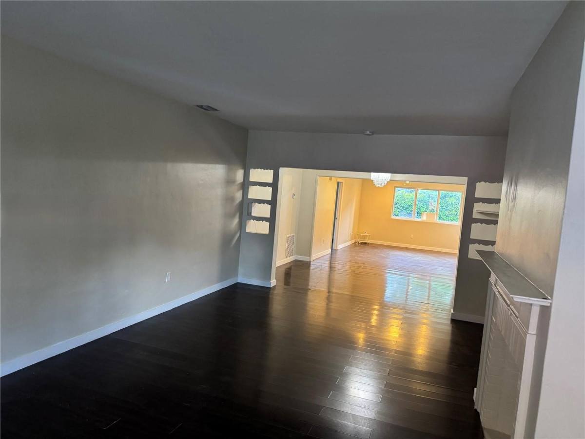 House for rent at 1339 Flamingo Way, Miami Beach, FL 33139