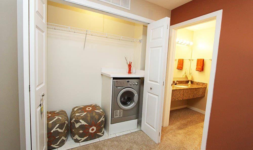 Apartment for rent at 1708 Arbor Square, Schaumburg, IL 60173