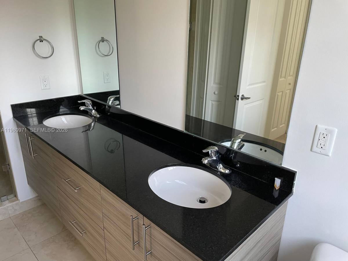 Townhouse for rent at 2736 SW 81st Terrace, Hollywood, FL 33025