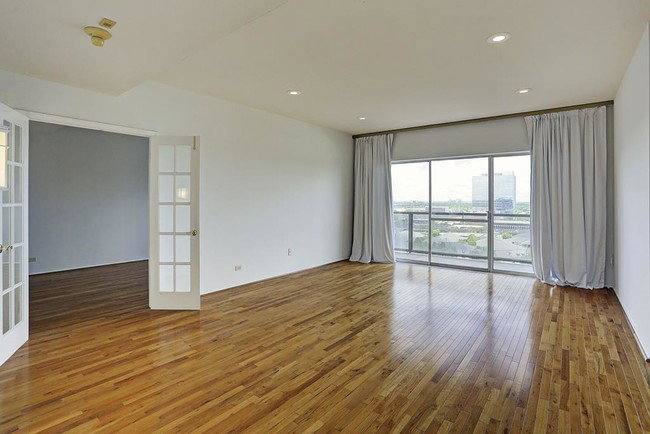 Apartment for rent at 2929 Buffalo Speedway #ID90111, Houston, TX 77098