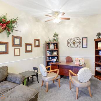 Apartment for rent at Carriage Hill, 1600 Jones Dr, Arlington, TX 76013