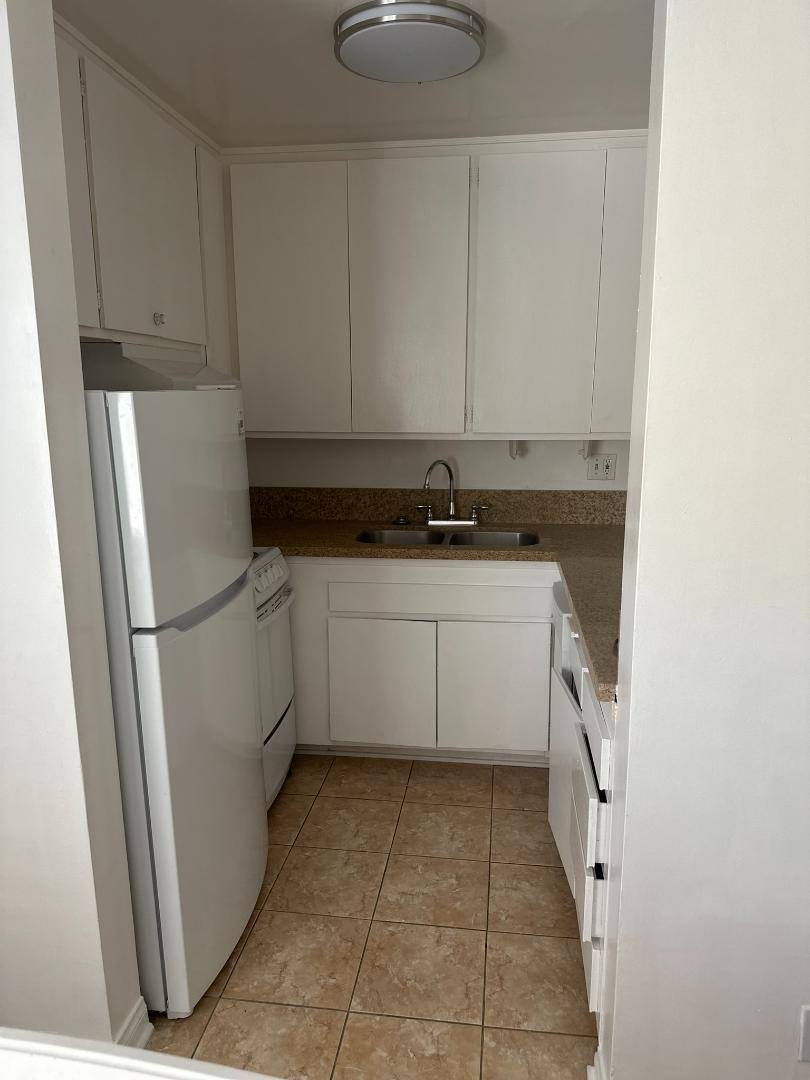 Apartment for rent at 803 W 30th St #21, Los Angeles, CA 90007
