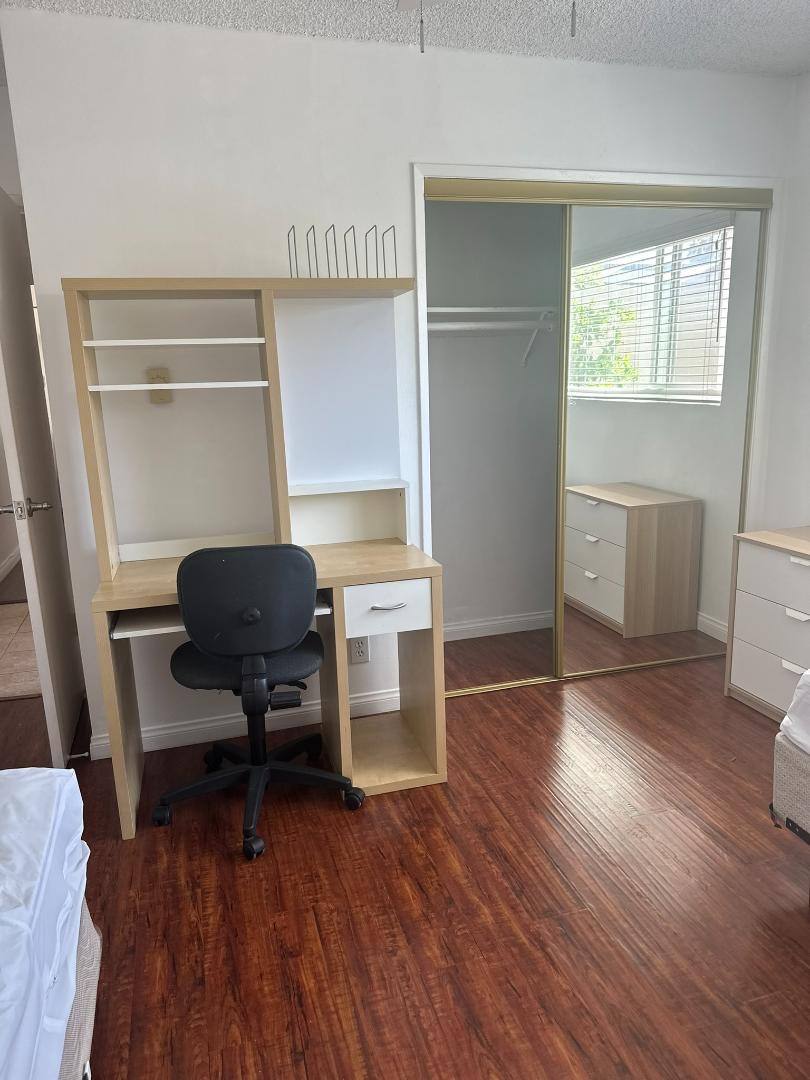 Apartment for rent at 803 W 30th St #21, Los Angeles, CA 90007