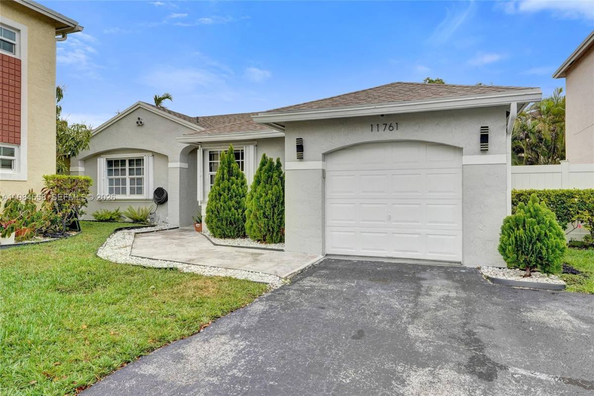 House for rent at 11761 NW 12th St Floor, Hollywood, FL 33026