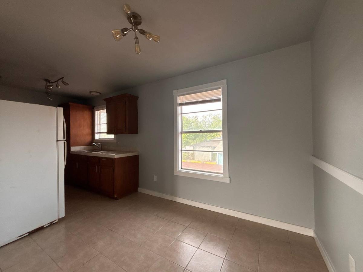 Apartment for rent at Oak Ridge, 2428 Underpass Ave, McAllen, TX 78501