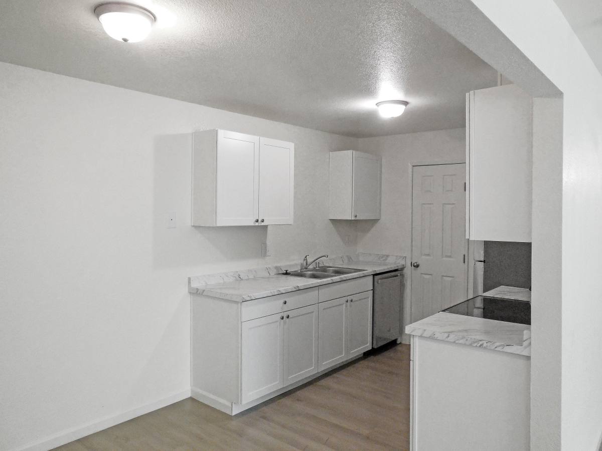 Apartment for rent at Sunset Sands, 4585 E McKinley Ave #101, Fresno, CA 93703