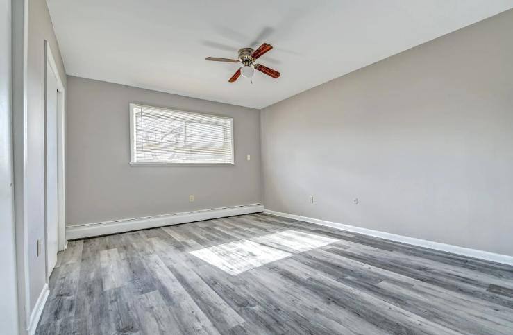 Apartment for rent at 9616 Farmer Dr, Highland, IN 46322