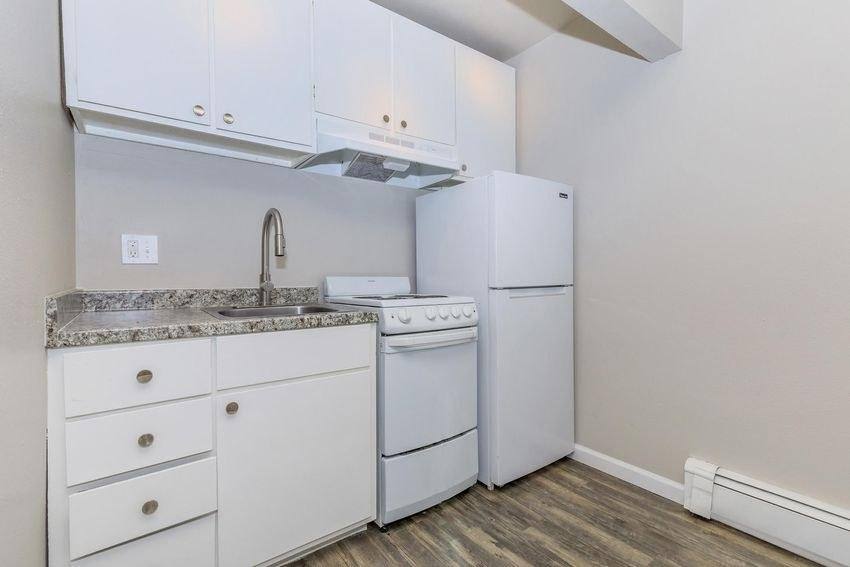 Apartment for rent at Royal Plaza, 85 Scotland Rd, Pueblo, CO 81001