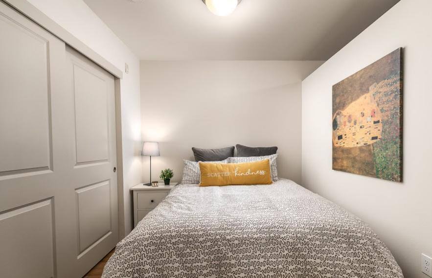 Apartment for rent at Holladay's Addition, 1516 NE Hancock St #IRV301, Portland, OR 97212